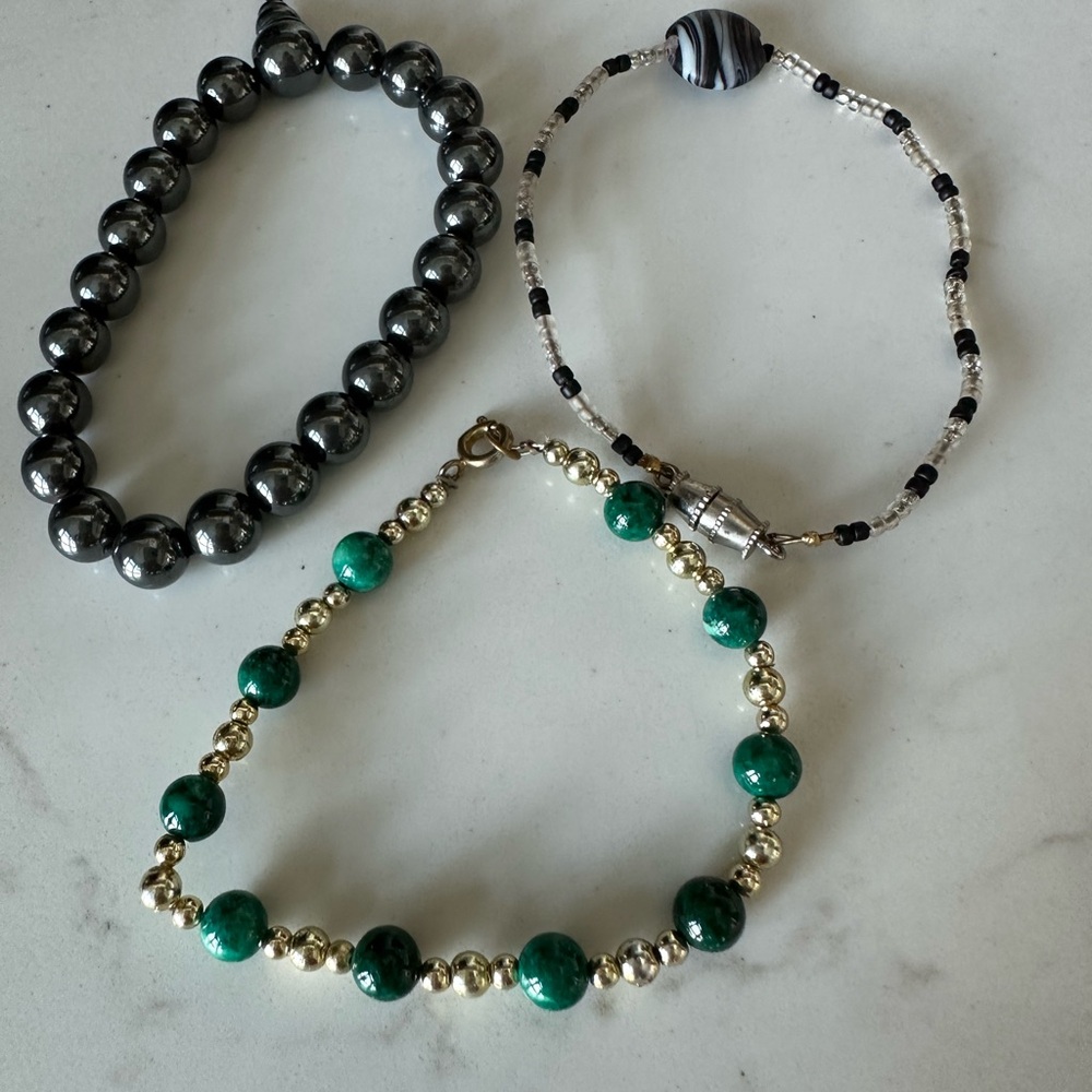 Elegant Green and Black Beaded Bracelets great for teens too!